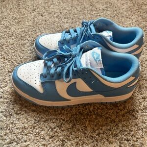 UNC Nike Low Dunk Low Blue Size 7